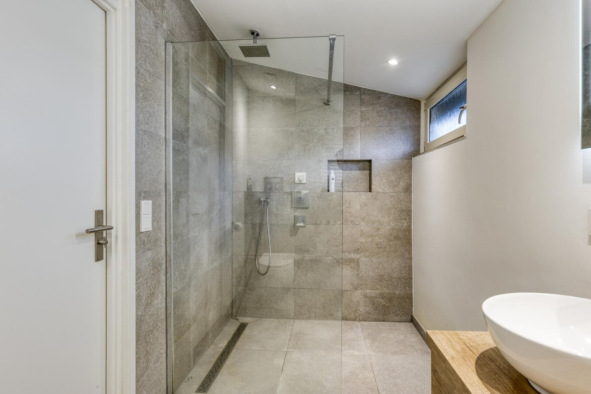 Tussenwoning te koop: Heubergerstraat 37, Tilburg