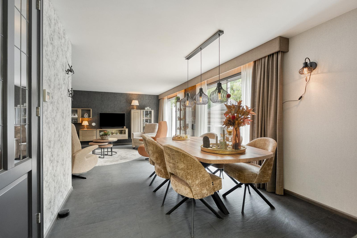 Tussenwoning te koop: Finnjolstraat 18, Rotterdam