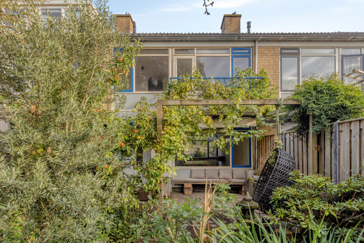 Tussenwoning te koop: Meppelrade 109, 'S-Gravenhage