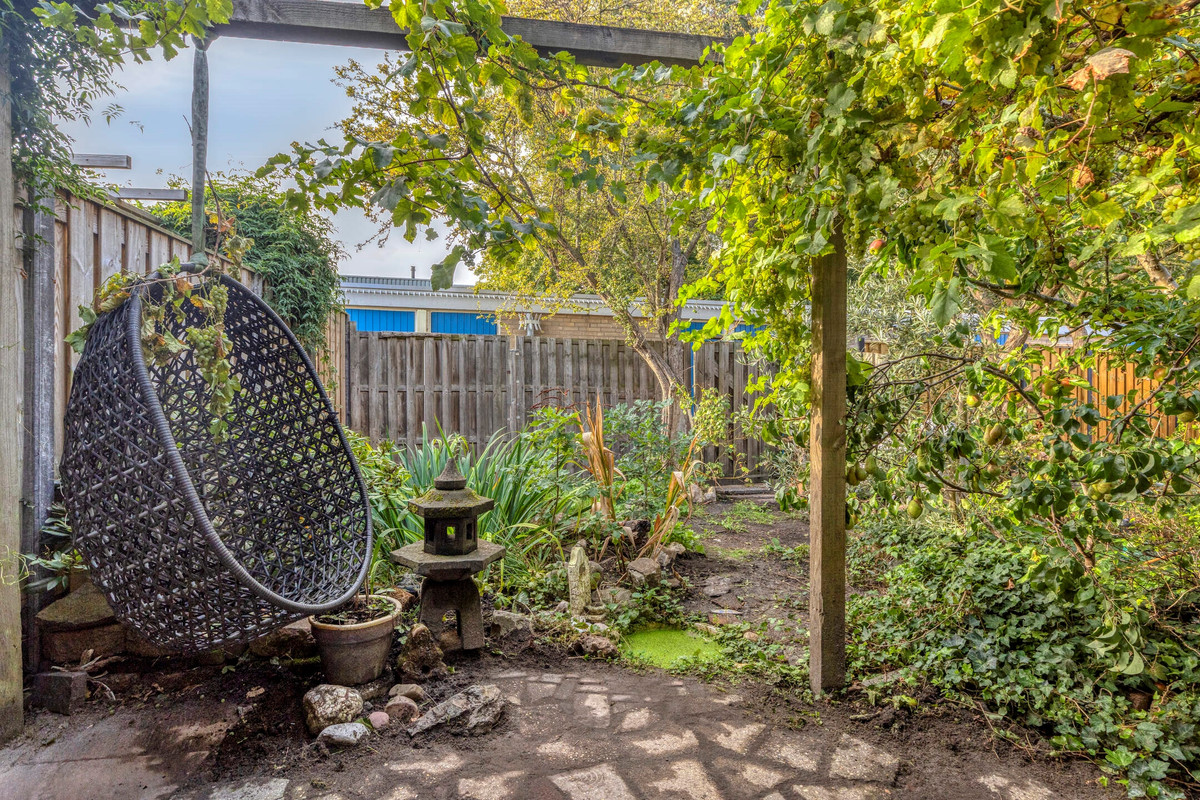 Tussenwoning te koop: Meppelrade 109, 'S-Gravenhage