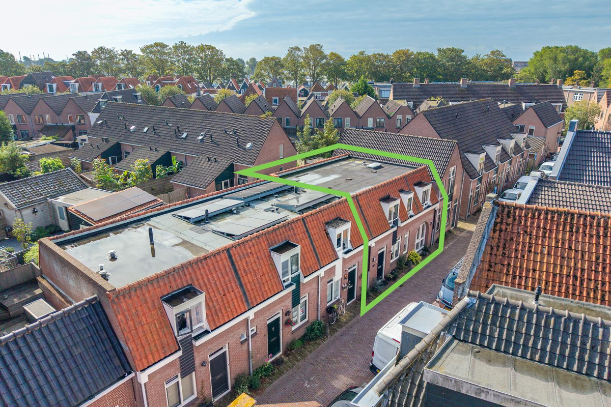 Tussenwoning te koop: Vijzelstraat 12, Hoorn