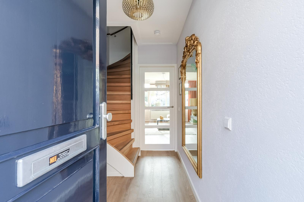 Tussenwoning te koop: Vijzelstraat 12, Hoorn