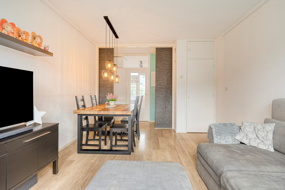 Appartement te koop: Debussystraat 21, Leiden