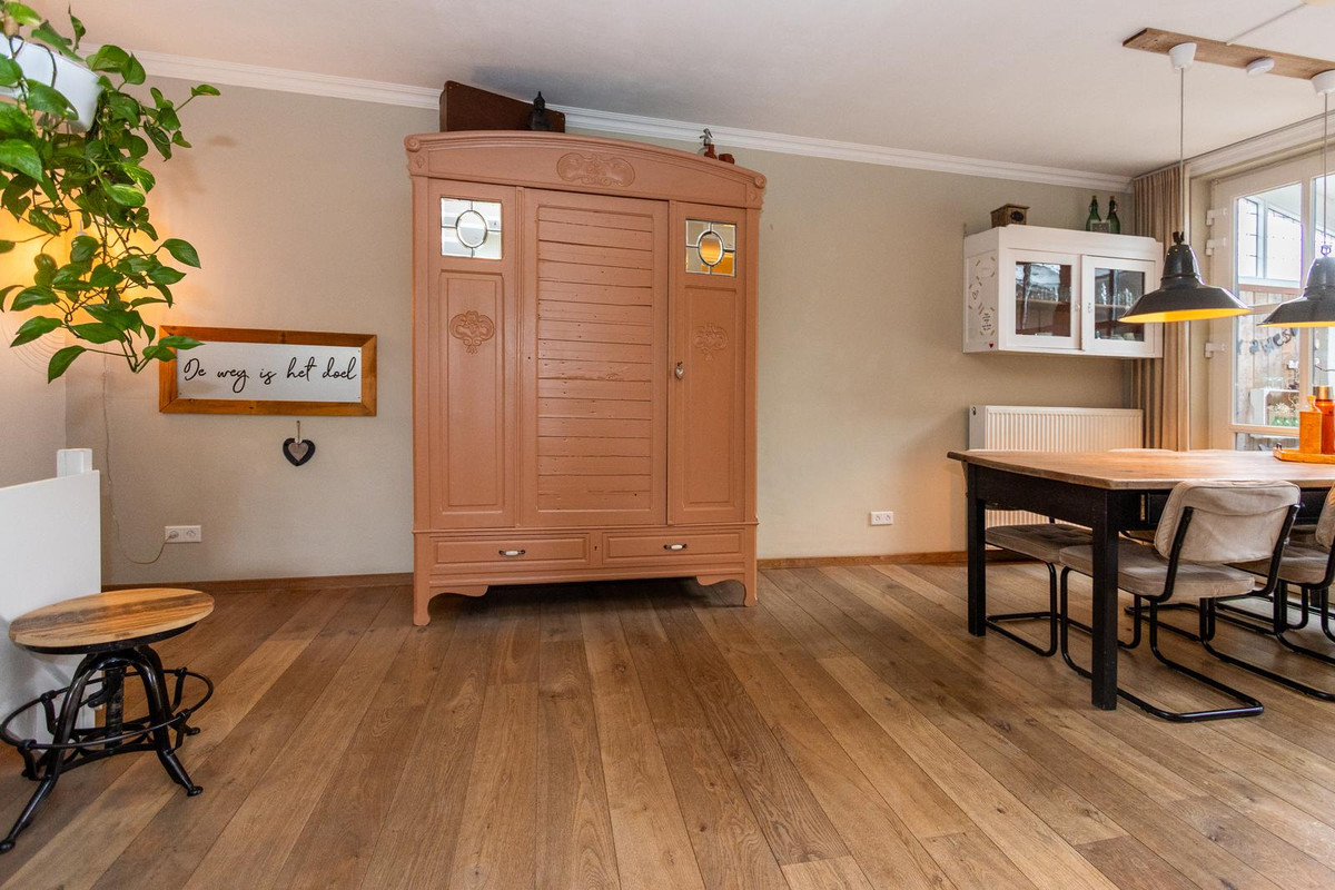 Tussenwoning te koop: Exaten 8, Weert