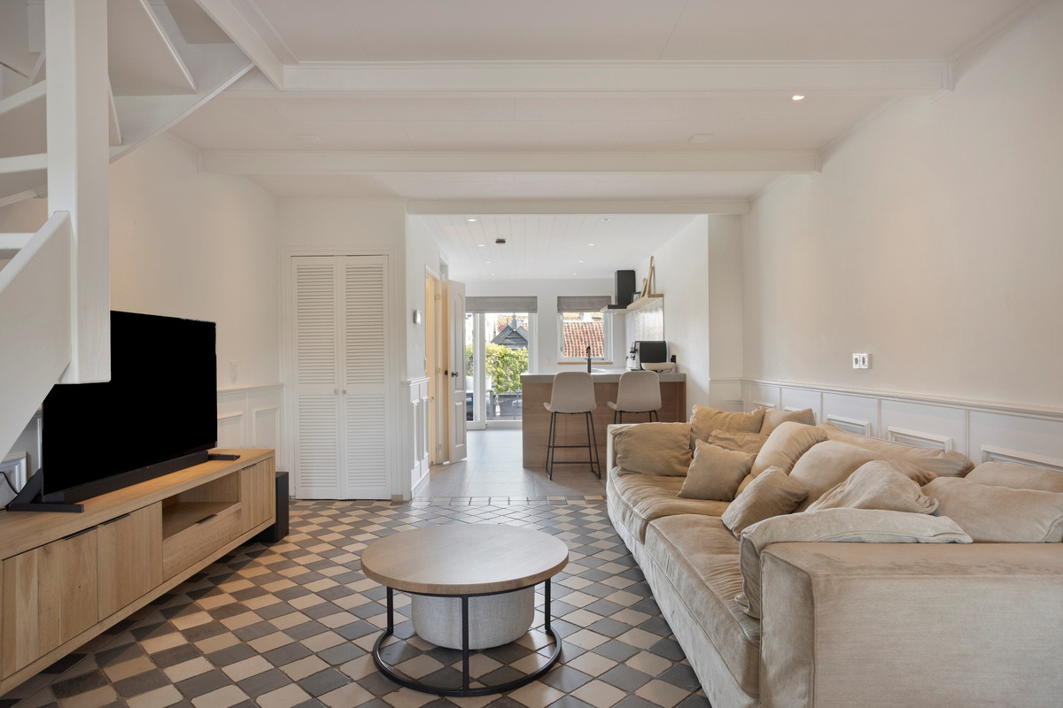 Tussenwoning te koop: Oostdijk 45, Middelharnis
