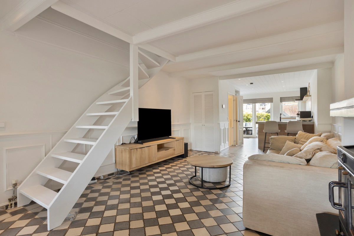 Tussenwoning te koop: Oostdijk 45, Middelharnis