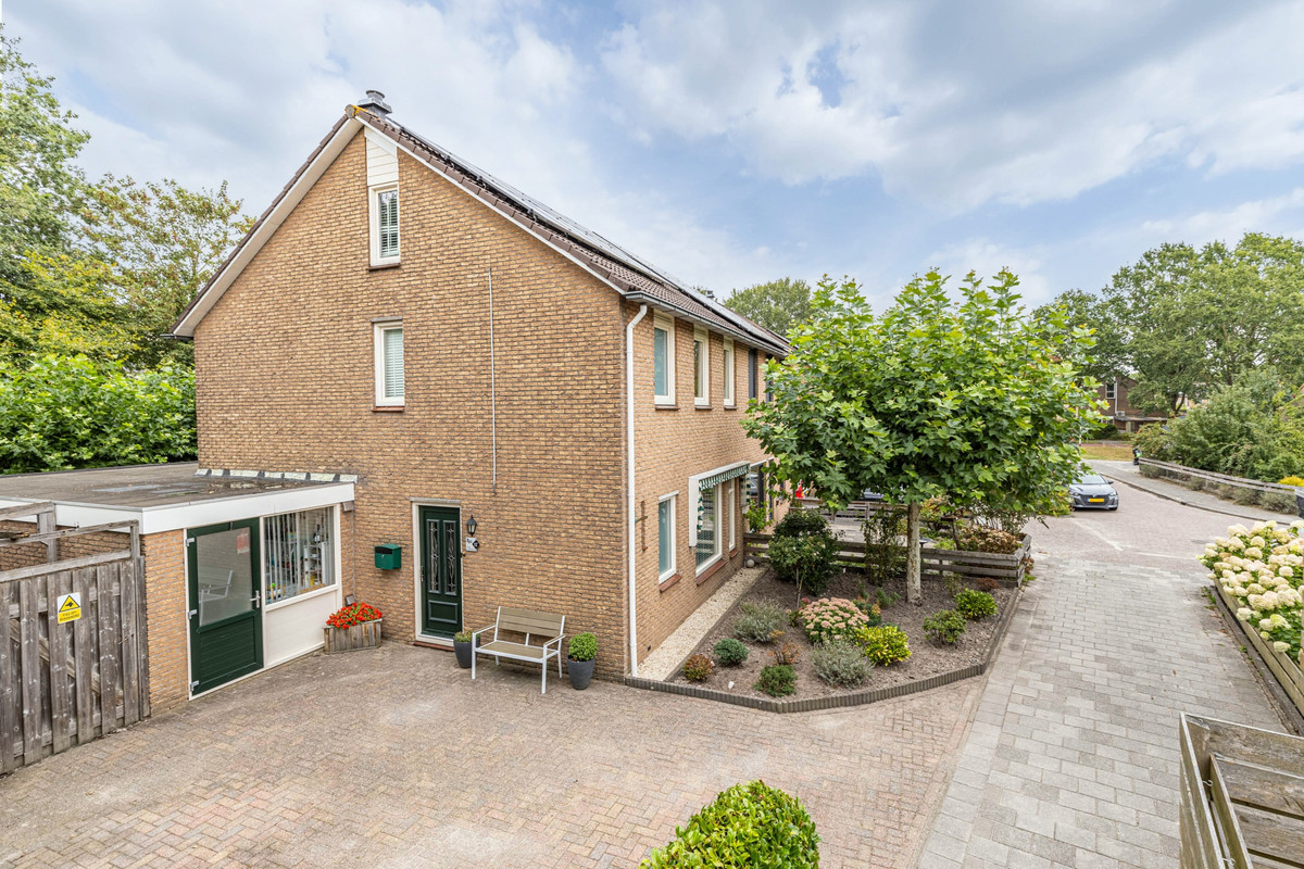 Hoekwoning te koop: Platanenhage 12, Stadskanaal