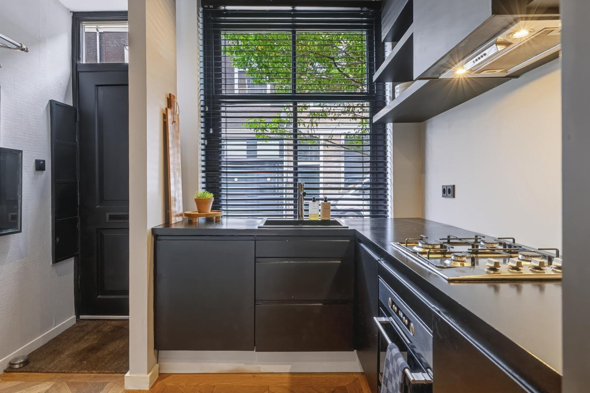 Studio te koop: Kerkstraat 178H, Amsterdam