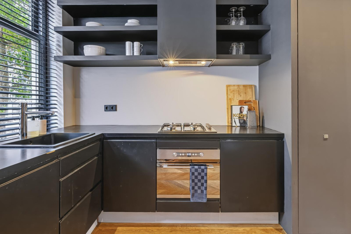 Studio te koop: Kerkstraat 178H, Amsterdam