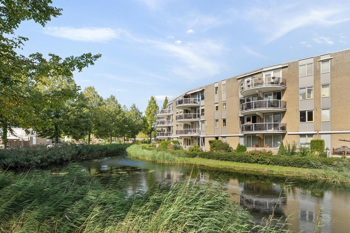Appartement te koop: Stellingmolen 25, Barendrecht