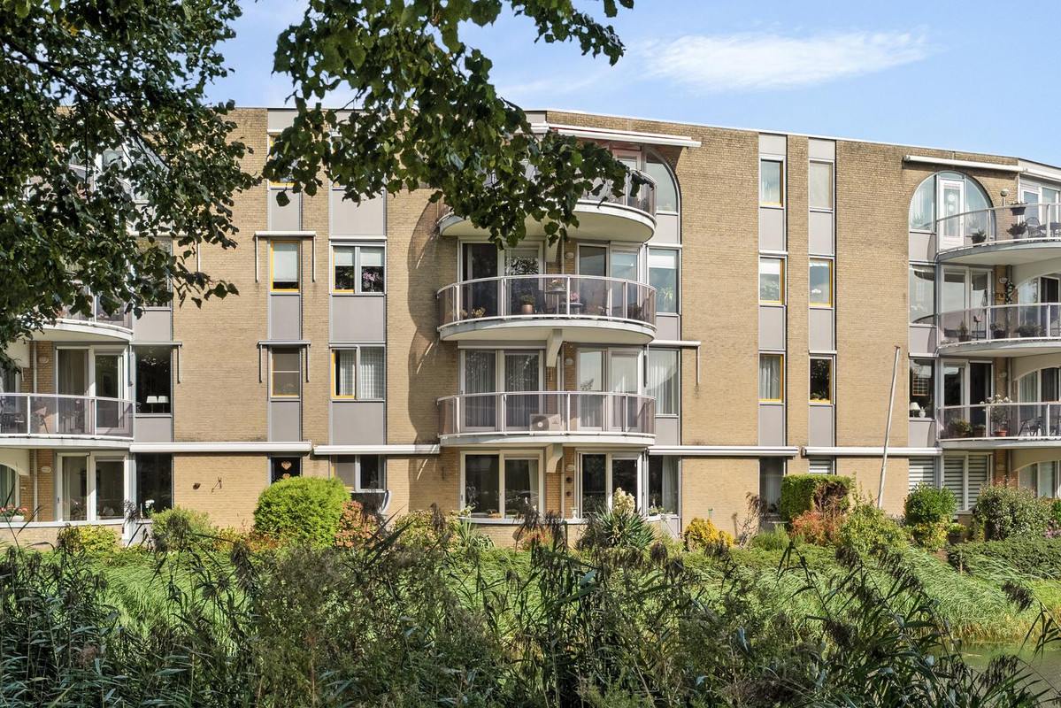 Appartement te koop: Stellingmolen 25, Barendrecht