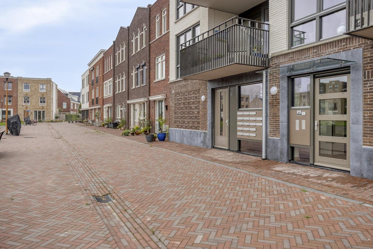 Appartement te koop: Rederijkade 89, Spijkenisse