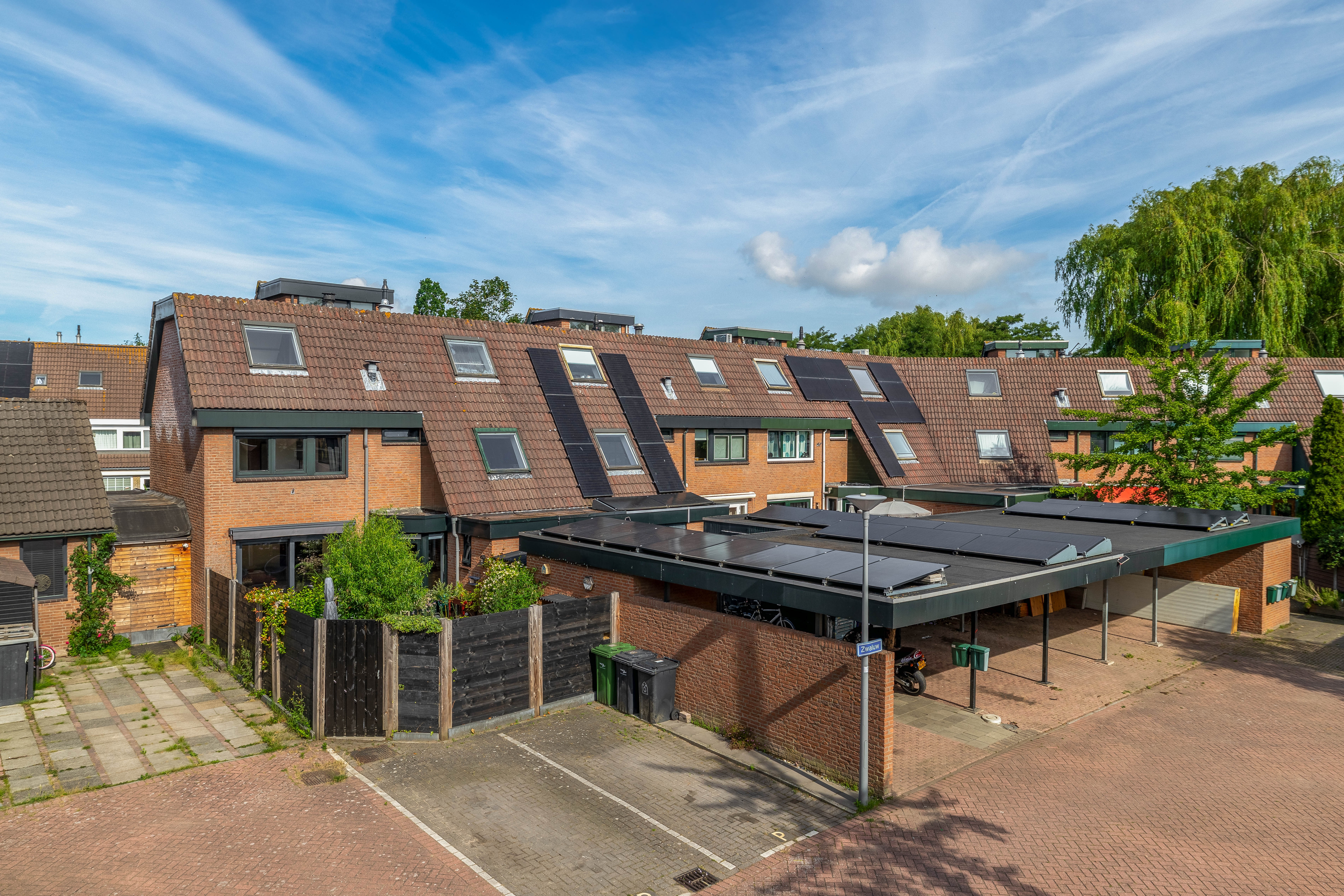 Foto van Zwaluw 56, Hoogvliet Rotterdam