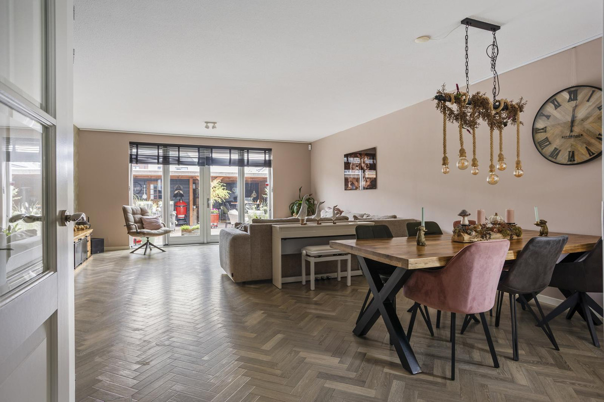 Hoekwoning te koop: Sneekermeer 60, Zoetermeer