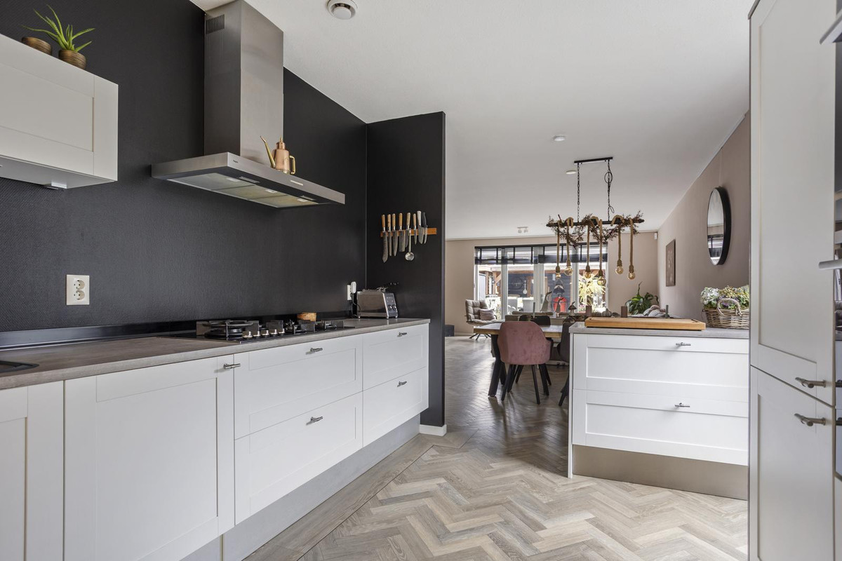 Hoekwoning te koop: Sneekermeer 60, Zoetermeer