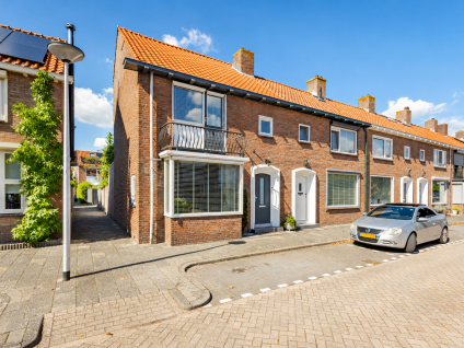 Adama van Scheltemastraat 10