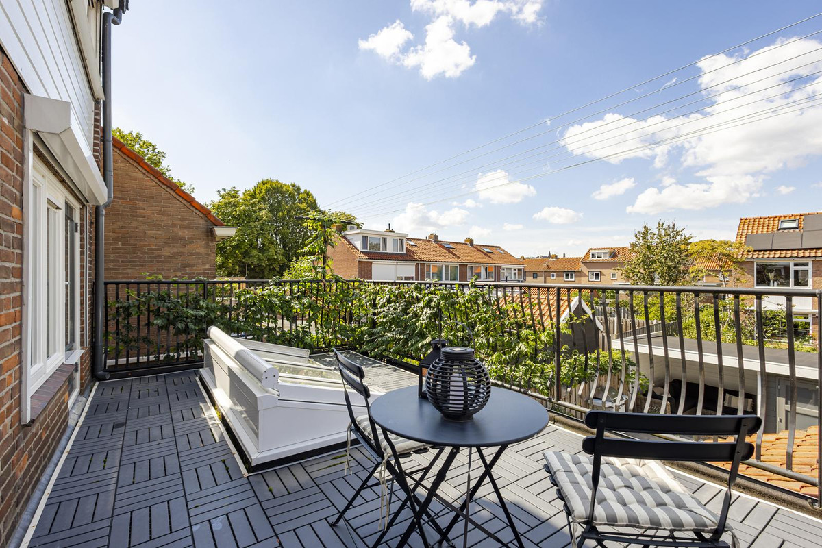 Hoekwoning te koop: Adama van Scheltemastraat 10, Sliedrecht