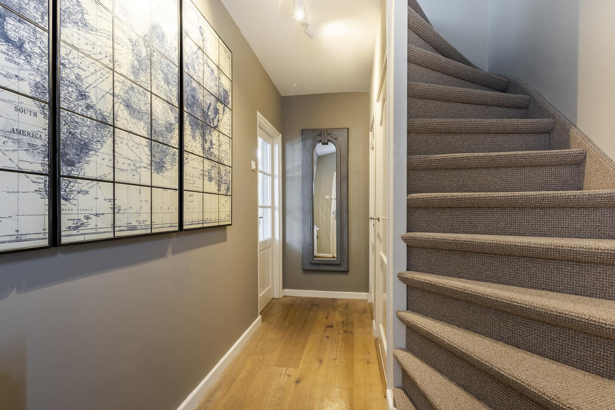 Hoekwoning te koop: Adama van Scheltemastraat 10, Sliedrecht
