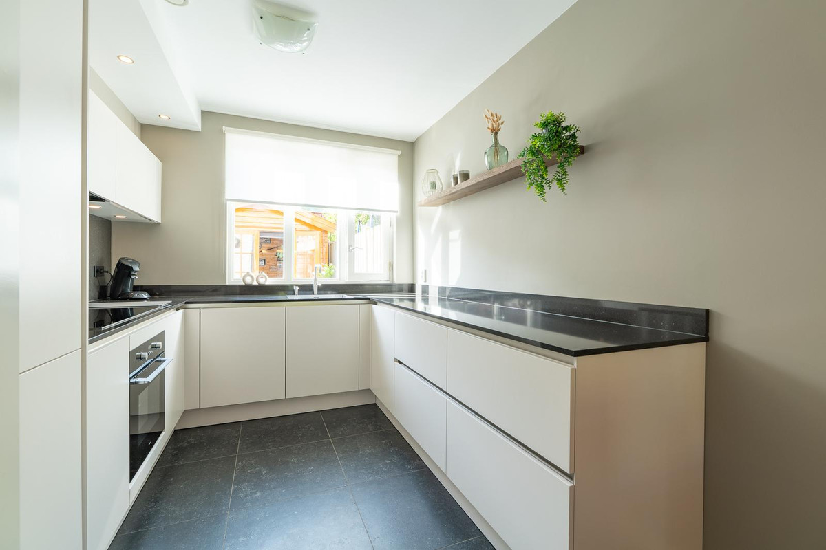 Tussenwoning te koop: Singelkade 84, Middelharnis