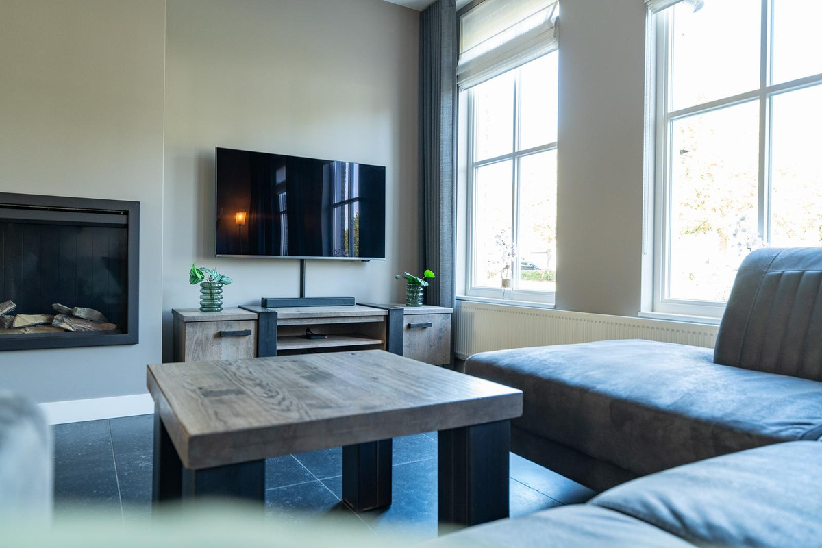 Tussenwoning te koop: Singelkade 84, Middelharnis