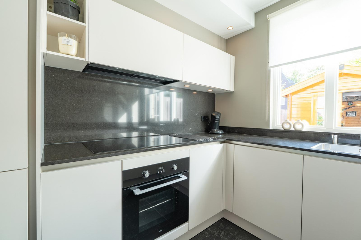 Tussenwoning te koop: Singelkade 84, Middelharnis