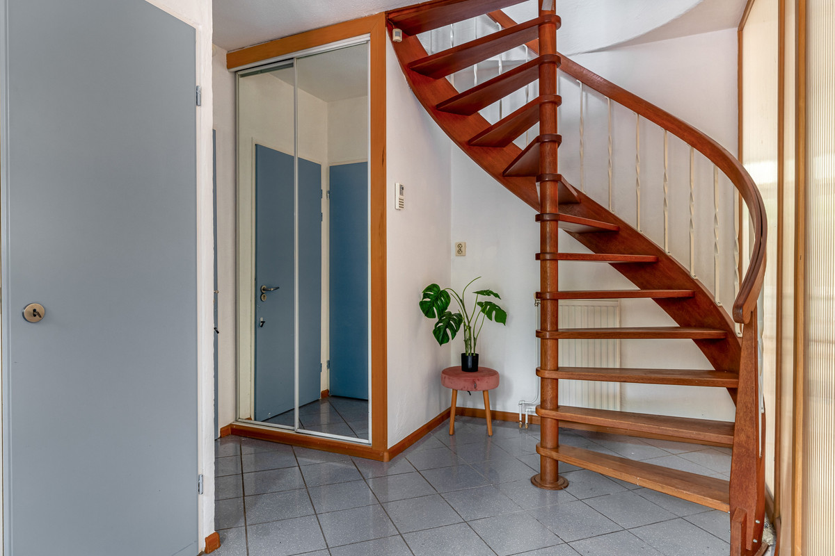 Hoekwoning te koop: Ottersveen 458, Spijkenisse