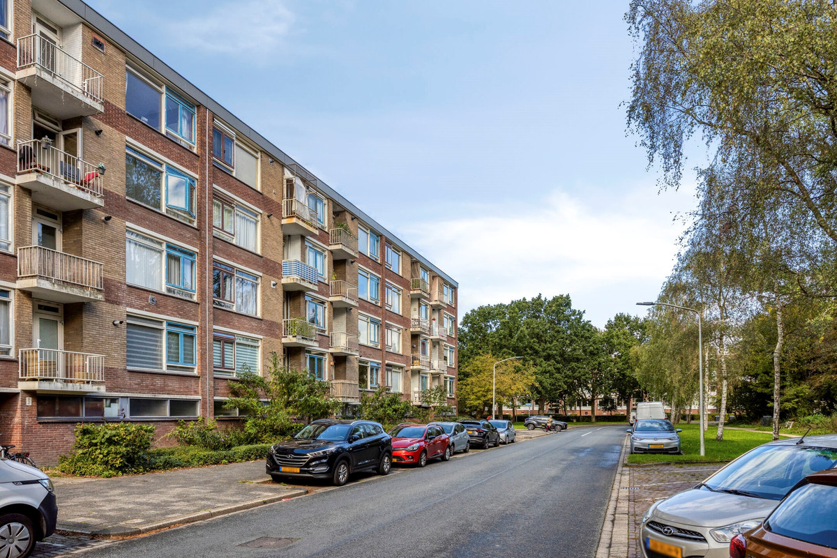 Appartement te koop: Brahmslaan 17, Leiden