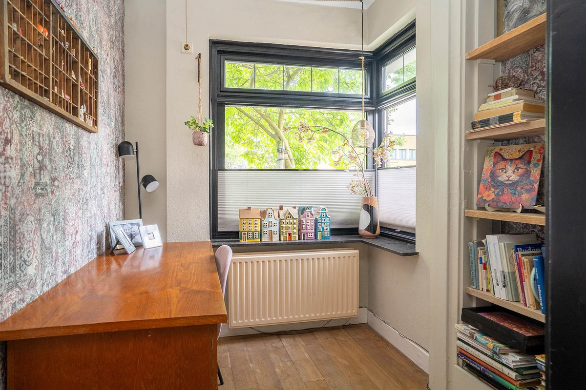 Twee-onder-één-kap te koop: Boddenkampsingel 112, Enschede