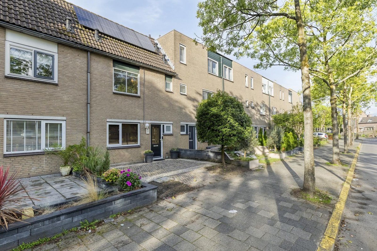 Tussenwoning te koop: Mastbos 501, Hoofddorp