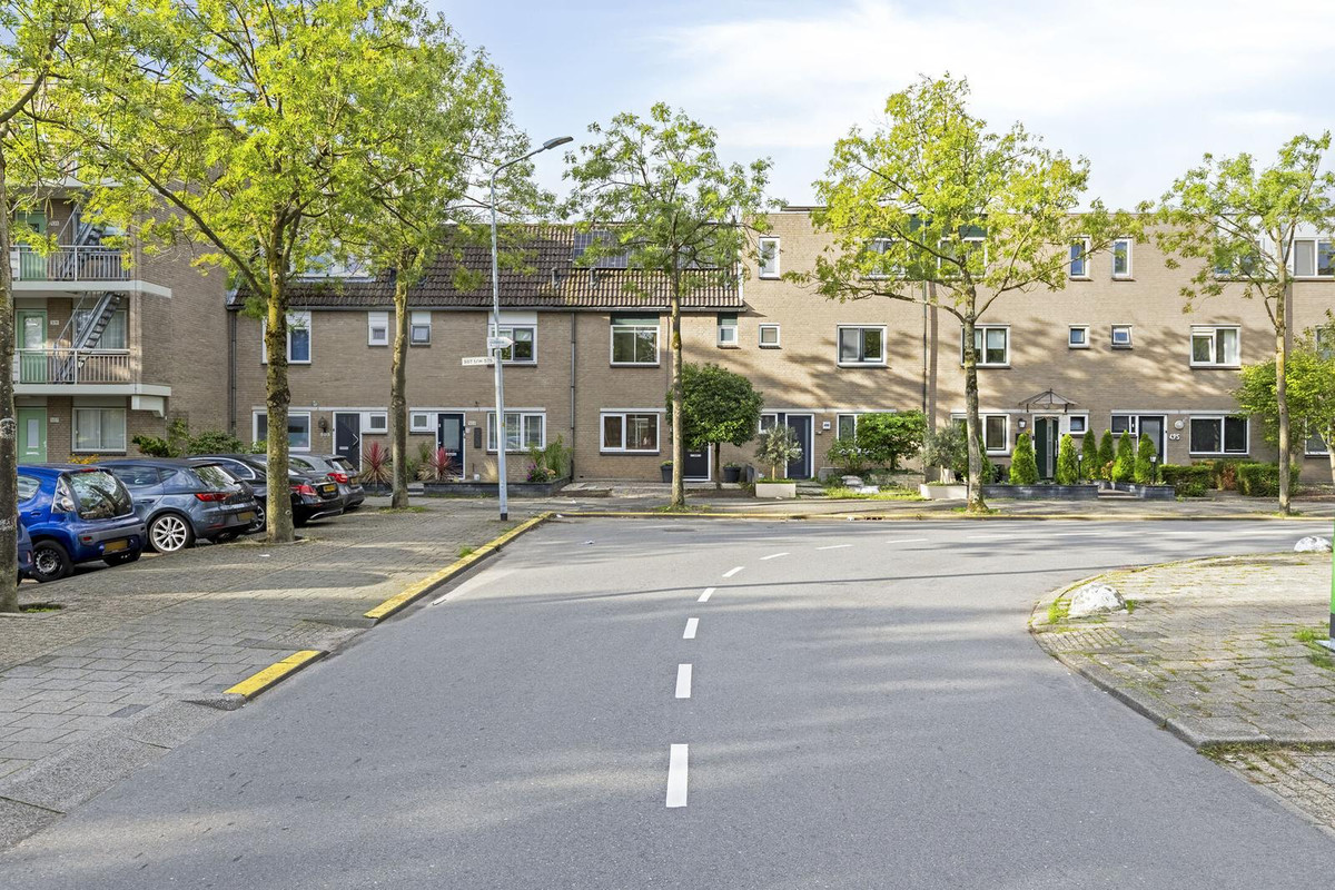 Tussenwoning te koop: Mastbos 501, Hoofddorp