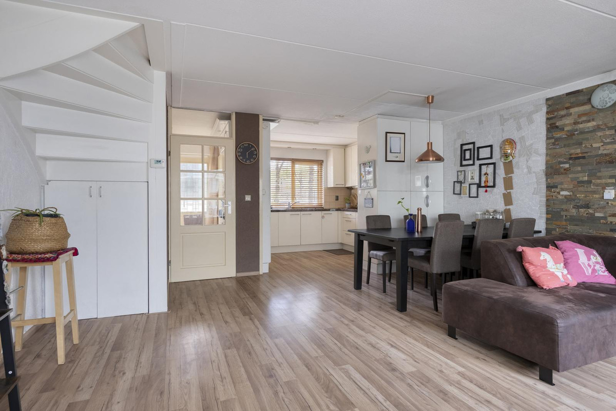 Tussenwoning te koop: Mastbos 501, Hoofddorp