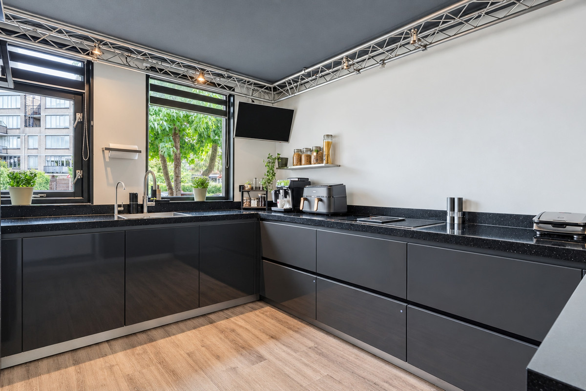 Hoekwoning te koop: Willemsbos 101, Hoofddorp