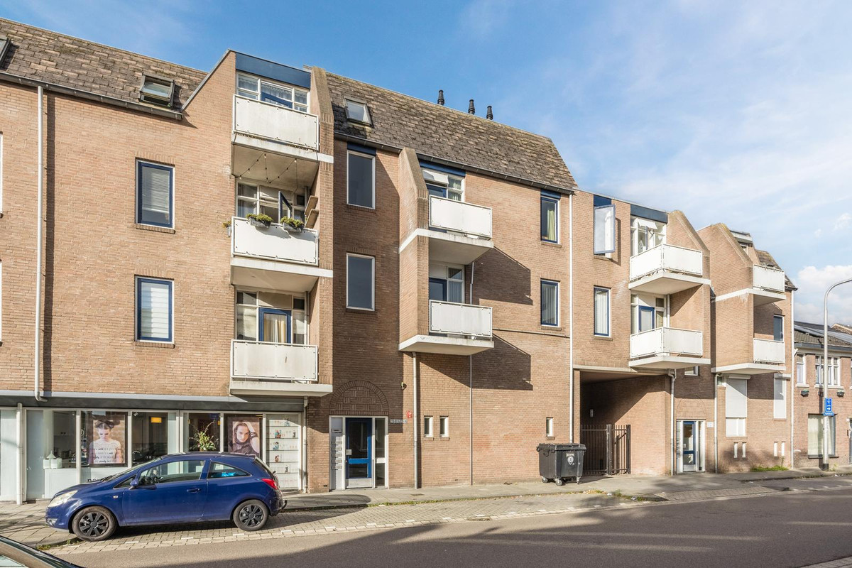 Appartement te koop: Hoefstraat 273-01, Tilburg