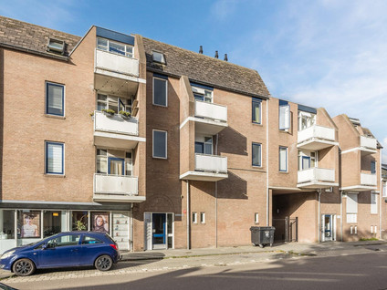 Hoefstraat 273 01