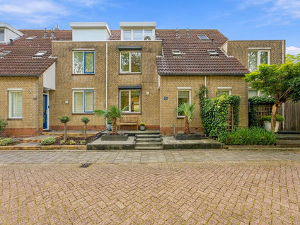 Charley Tooropstraat 26