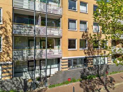 Henriëtte Roland Holststraat 34