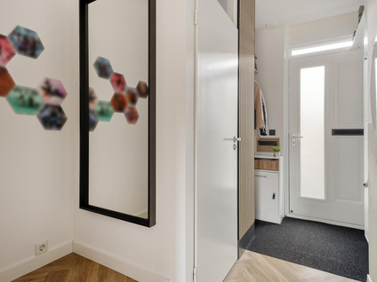 Deborah Hoeve 20