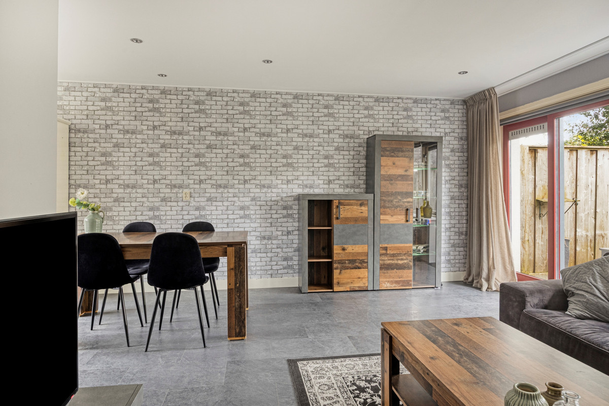 Tussenwoning te koop: Spoolderlanden 3, Enschede