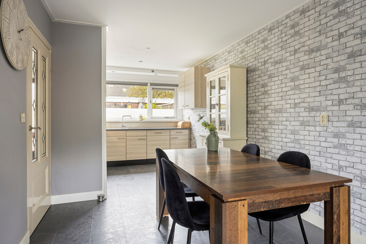 Tussenwoning te koop: Spoolderlanden 3, Enschede