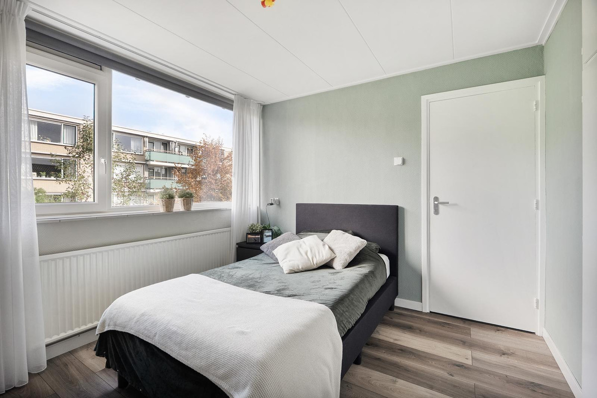 Tussenwoning te koop: Schaatsbaan 25, Barendrecht