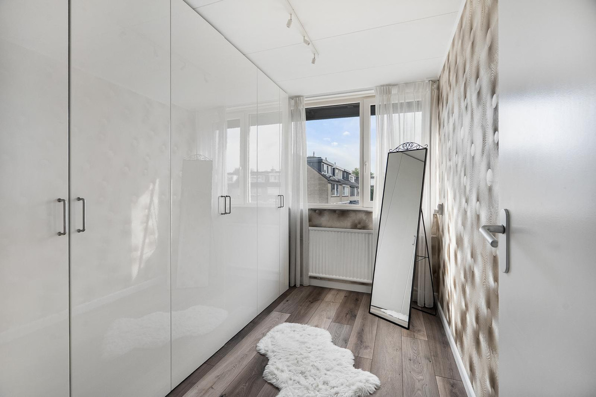 Tussenwoning te koop: Schaatsbaan 25, Barendrecht