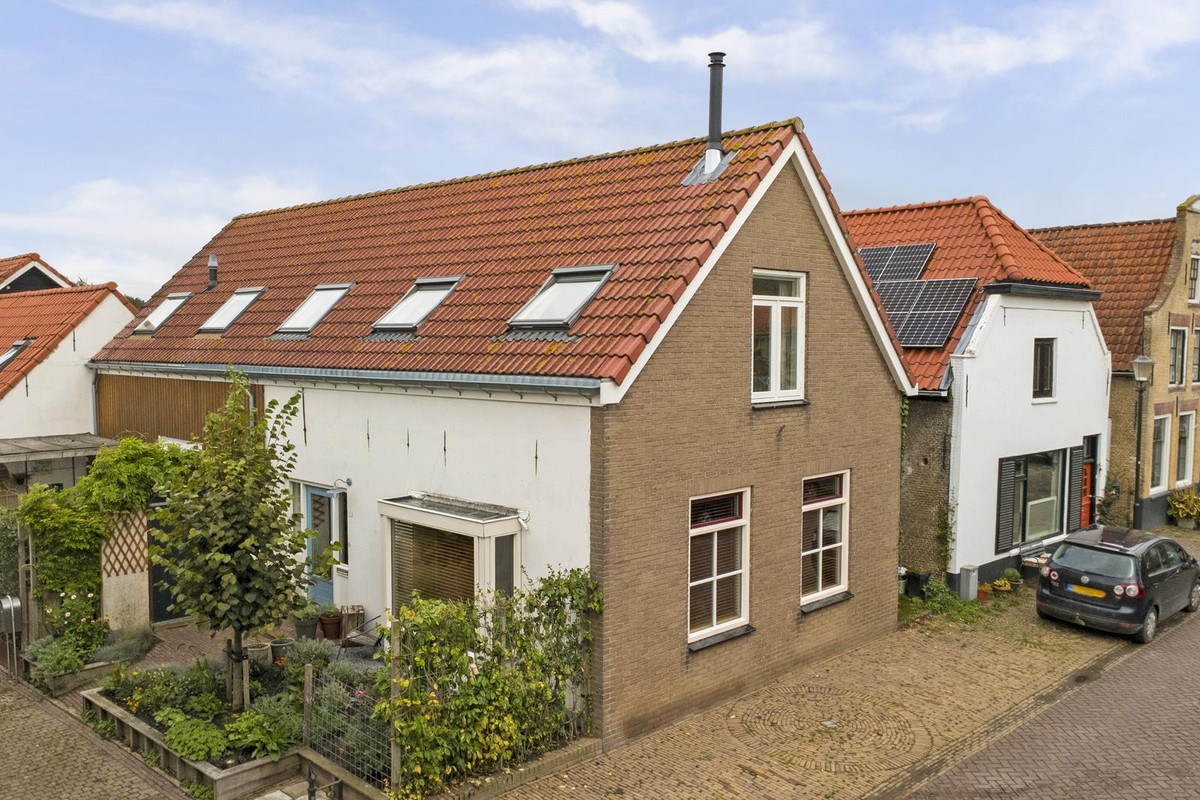 Appartement te koop: Dorpsstraat 40, Goudswaard