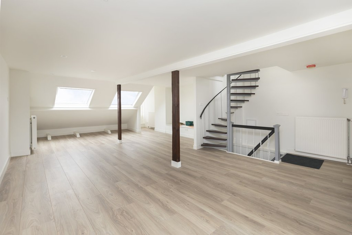Appartement te huur: Spaarndammerstraat 21-4, Amsterdam