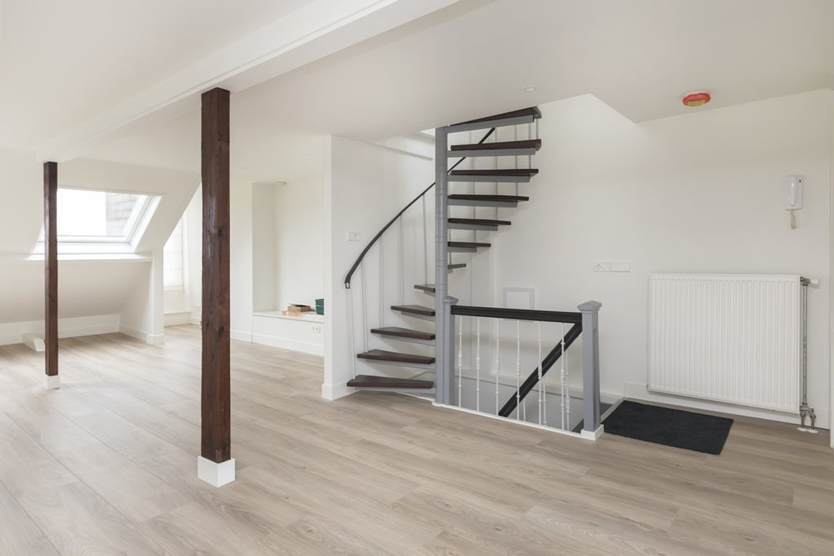 Appartement te huur: Spaarndammerstraat 21-4, Amsterdam