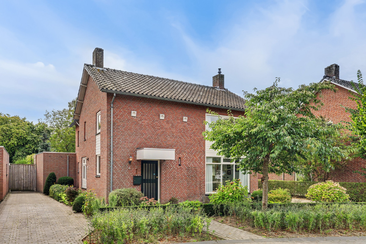 Vrijstaande woning te koop: Prinses Beatrixstraat 4, Bergeijk