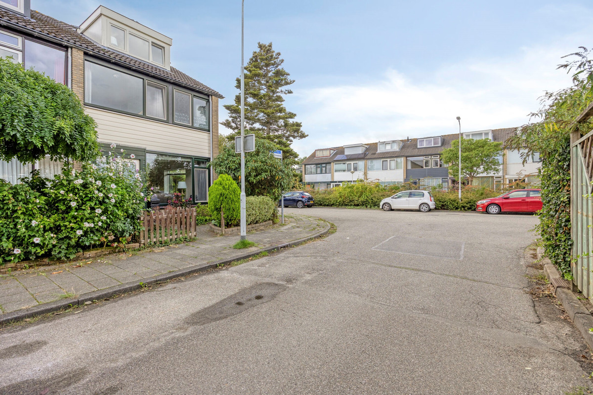 Hoekwoning te koop: Herikerberg 1, Zoetermeer