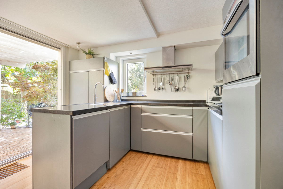 Hoekwoning te koop: Herikerberg 1, Zoetermeer