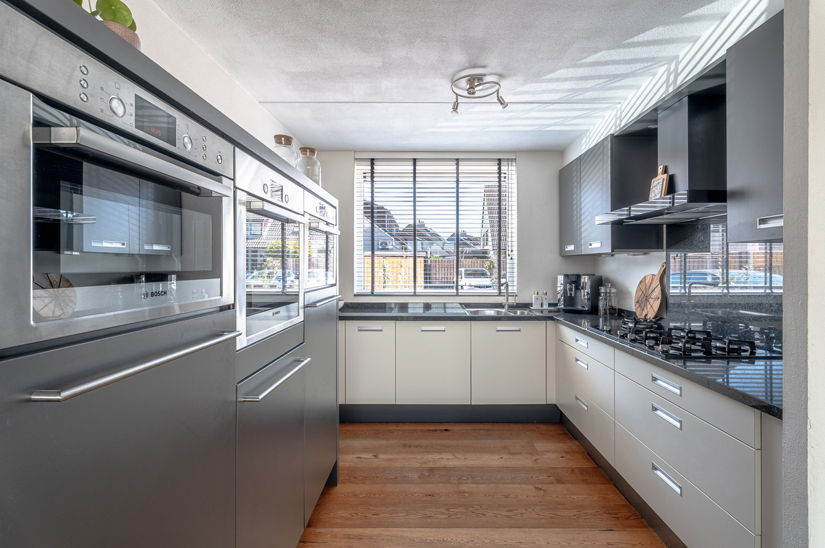 Tussenwoning te koop: Mekongstraat 16, Spijkenisse