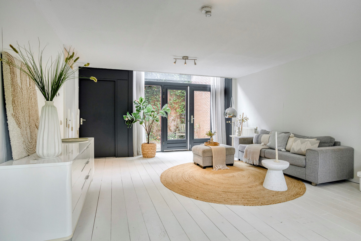 Tussenwoning te koop: Jacques Veltmanstraat 149, Amsterdam