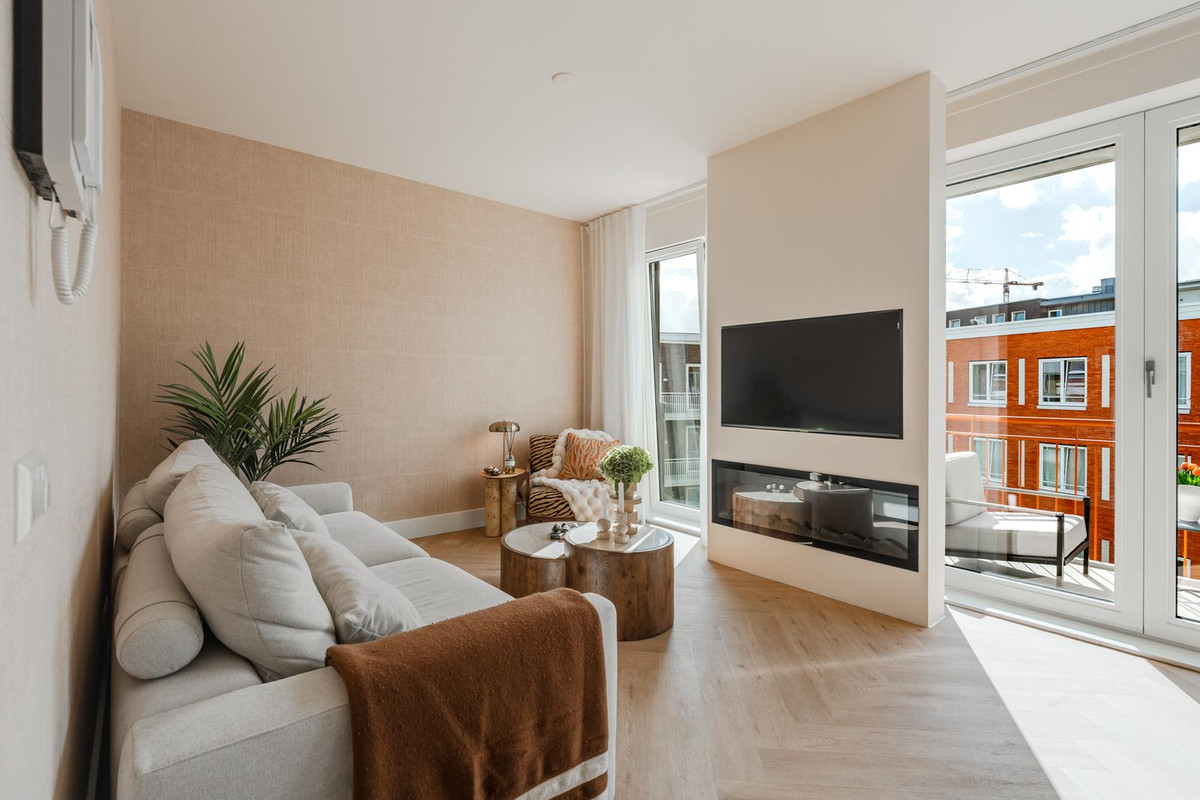 Appartement te koop: Bart van der Leckhof 58, Diemen